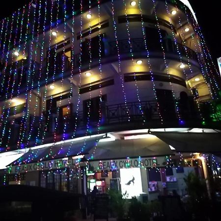 Cyclo Hotel-Bar-Restaurant Phnom Penh Exterior photo